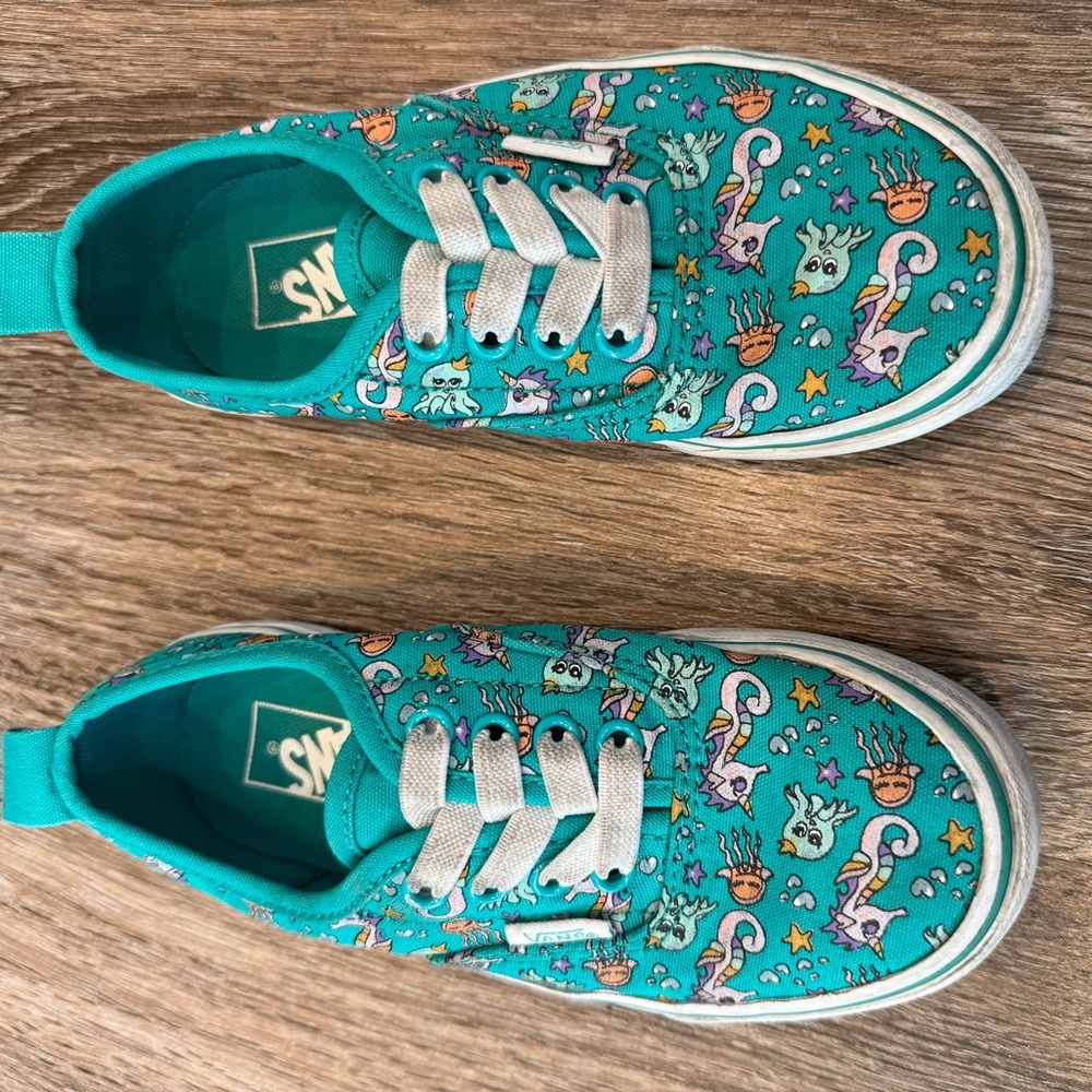 Girls Vans 12.5c